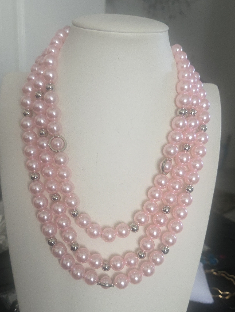 Paparazzi Needs No Introduction Pink Necklace NWT